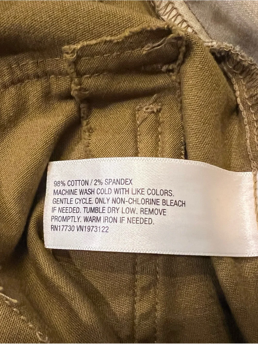 Universal Thread Olive Green High-Rise Cargo Ankle Pants